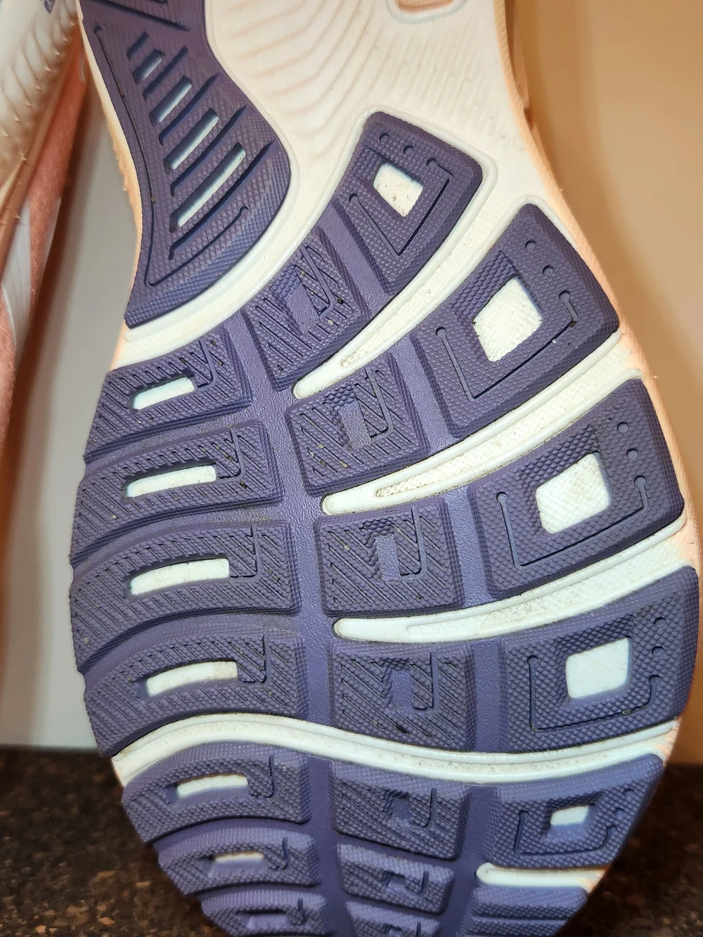 Brooks Ghost 18 Running Shoes Womens Size 9